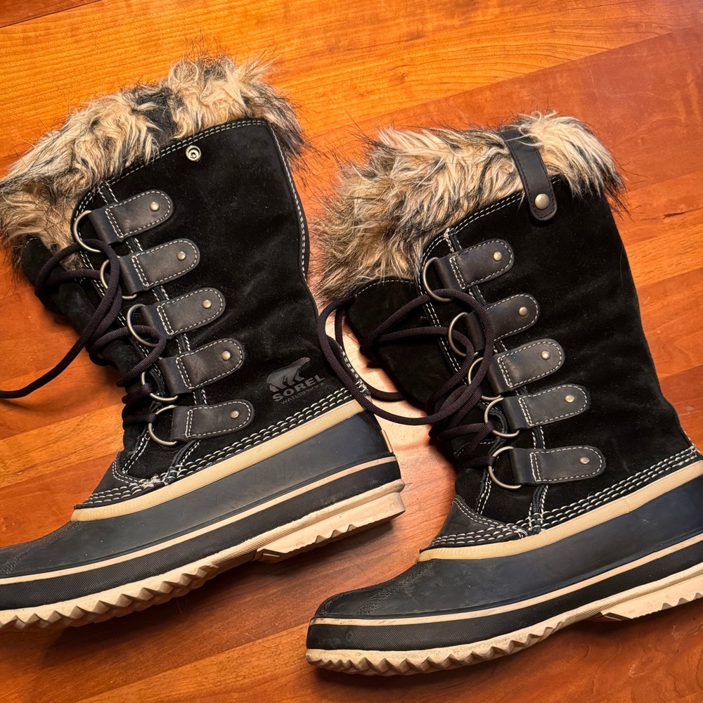 SOREL Women's Joan of Arctic Waterproof Boot